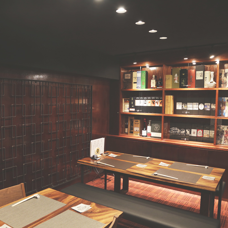 落ち着ける店内